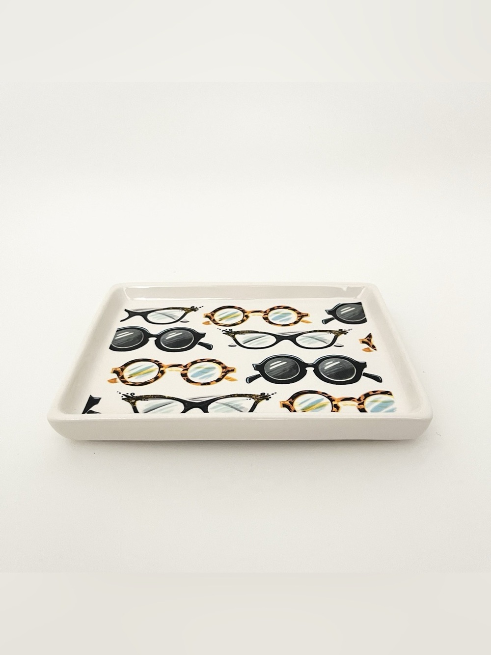 NEW Angela Staehling Sketchbook Series Magenta Eyeglass Trinket Jewelry Dish - Picture 3 of 4